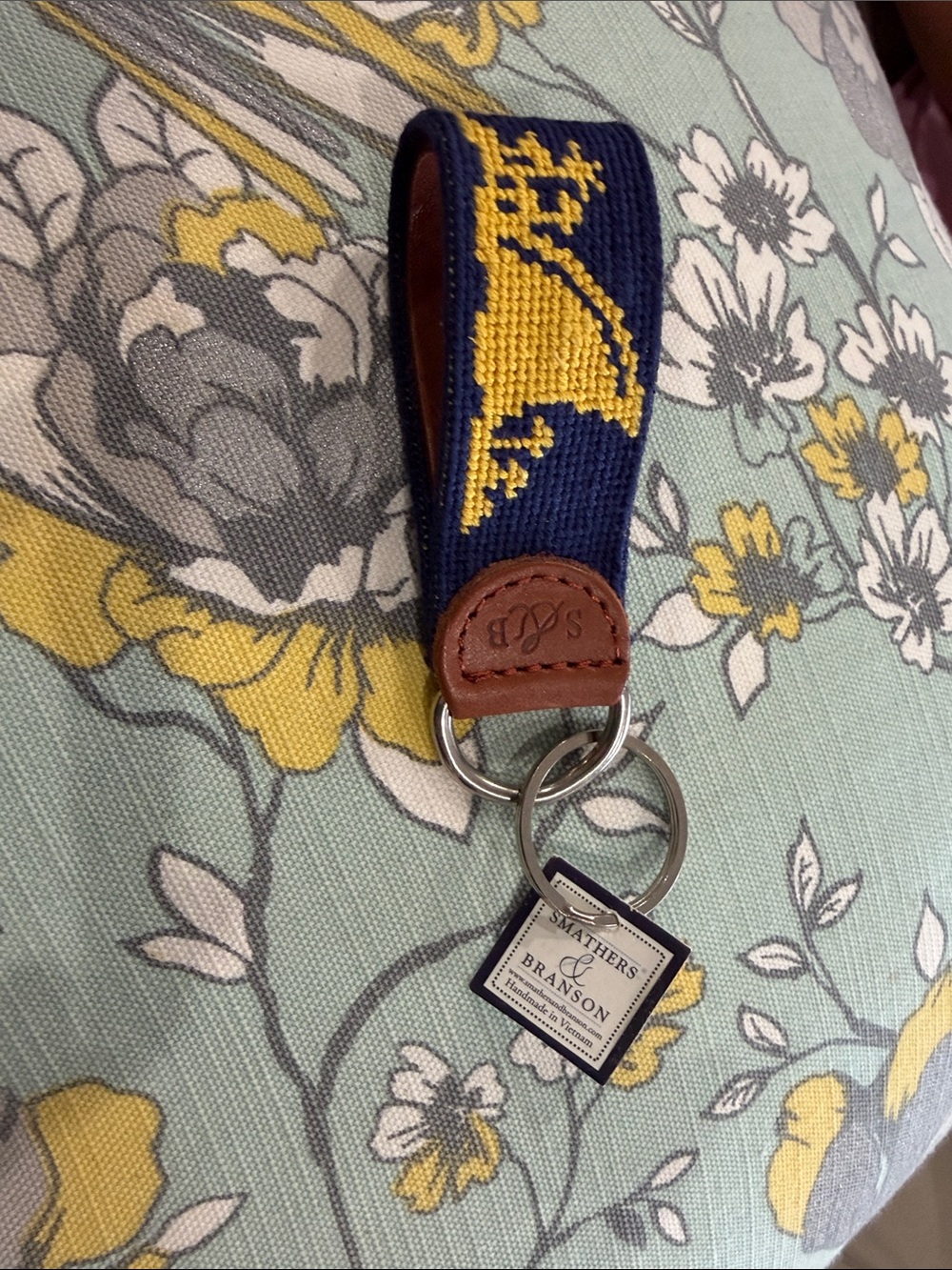SOLD OUT!! Smathers & Branson Nautical keychain
